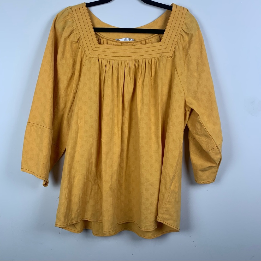 🌼 NWOT Ces Femme Blouse